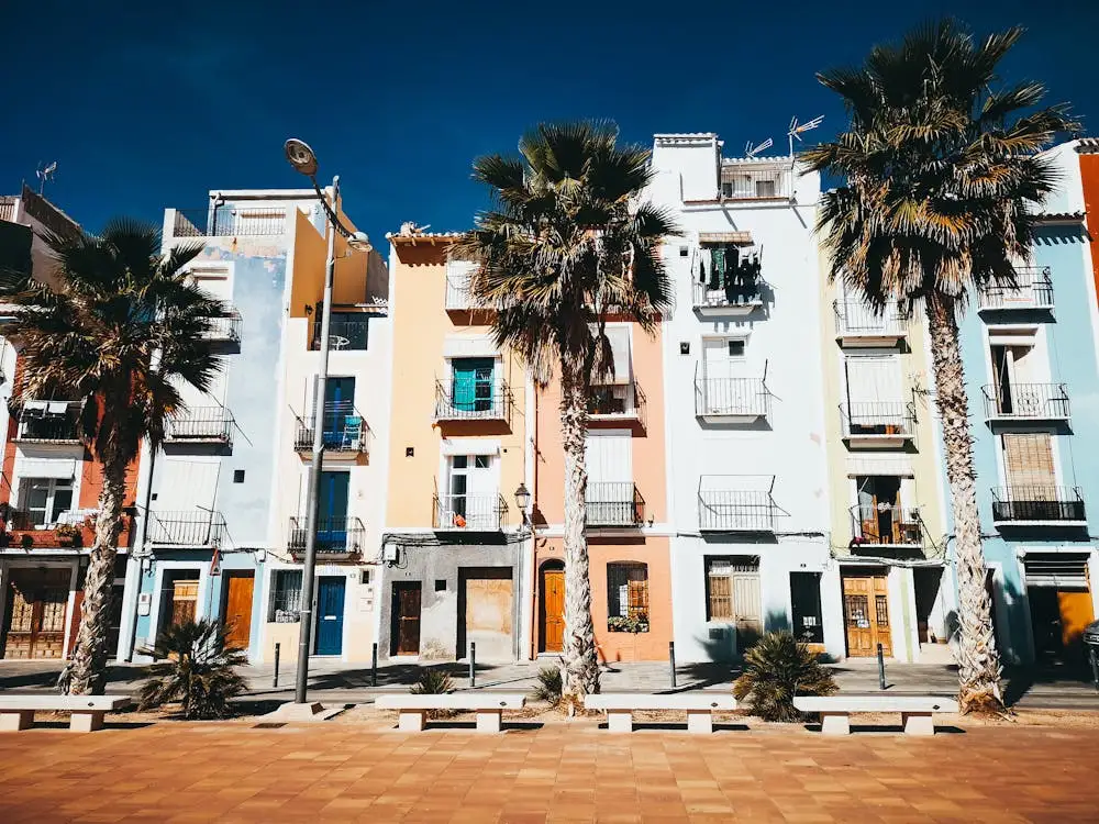 What Are the Upfront Costs When Purchasing Property in Dubai?
